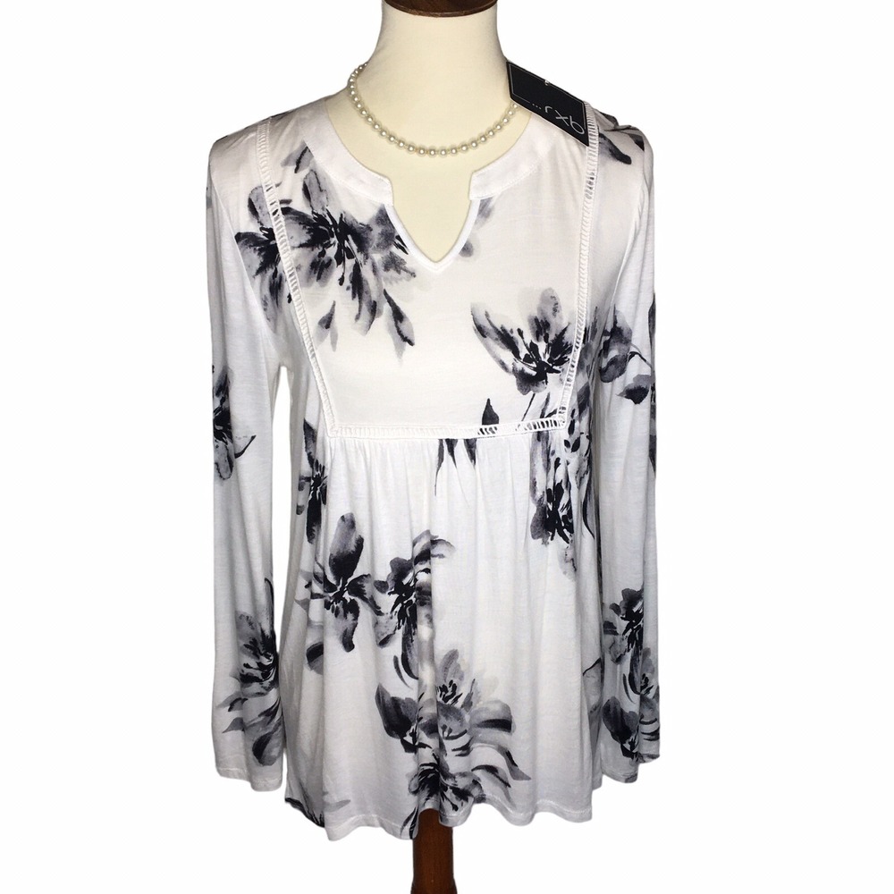 RXB Tunic Shirt Women's M Floral Hi-Low‎ V Neck Cozy Pleated NWT Classic